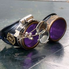 Goggles Aesthetic, Steampunk Mode, Moda Steampunk, Aviator Goggles, Welding Glasses, Steampunk Airship