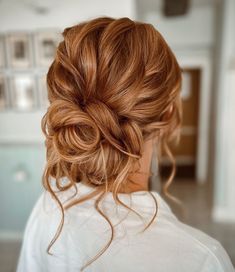 Lisa Marie Smith, Loose Bun, Bridesmaid Hair Inspo, Bridesmaid Updo, Wedding Hairstyles Bride, Romantic Hairstyles, Bridesmaid Hair Updo, Bridal Hair And Makeup, Wedding Hair And Makeup