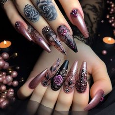 Nails Black Coffin, Coffin Nails Black, Extra Birthday Nails, Coffin Nails Short, Classy Coffin Nails, Birthday Nails Ideas, Summer Coffin Nails, Black And Nude Nails, Classy Baddie Nails