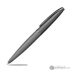 a pen that is sitting on top of a table