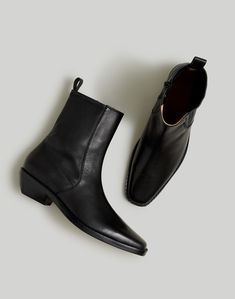 Sleek and modern, these western-inspired ankle boots come in supple leather with an elongated square toe, stretchy back panel and a walkable stacked heel. And, cushiness alert, our MWL Cloudlift Lite padding feels like walking on a...well, you know.1 3/4" heel.Leather upper.Leather lining.Man-made sole.Imported. 10 Item Wardrobe, Neutral Capsule Wardrobe, Classy Yet Trendy, Minimalist Summer, Travel Capsule Wardrobe, Minimalist Capsule Wardrobe, Chanel Inspired, Winter Capsule Wardrobe, Heel Boot