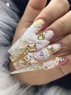 Christmas Nails Xxl, Junk Nails Christmas, 3d Holiday Nails, Christmas Nails Extreme, Christmas Nails Extravagant, Funky Christmas Nails, Nail Contest, Nails December, Edge Nails