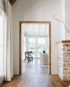 The magic of the chaos before the final reveal never gets old. Swipe left to see these spaces while they were still under construction! 👷🏼‍♀️ #steppingupourgameclient | build: @hammerkraft | architecture: @momentdesign_architecture | photo: @stofferphotographyinteriors Oregon Beach House, Latest Kate, Before And After Transformation, Residential Interior Design, Classic Interior, The Chaos, Interior Projects, Residential Interior