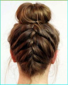 Lazy day hairstyles are lifesavers when you just don't have the energy to put effort into your appearance. Here are 20 different lazy day hairstyles that are super cute! Upside Down French Braid, French Braid Buns, Upside Down Braid, Lazy Day Hairstyles, Braids Tutorial, Long Hair Images, Braid Inspiration, A Messy Bun, Long Box Braids