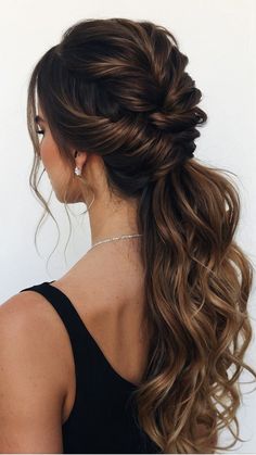 15 Charming Updos for Long Hair: Your Ultimate Prom Hairstyle Guide! - Cheerful Talks Grade 8 Grad Hairstyles Updo, Teen Wedding Hairstyles, Teen Updo Hairstyles, Grad Hair, Graduation Hair, Cute Prom Hairstyles, Prom Hairstyle, Hoco Hairstyles