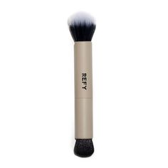 The REFY DUO BRUSH is made from synthetic vegan fibres. It has been designed for perfect application when using REFY's Cream Bronzer and Cream Blush. The bronzer brush is a mix of two bristles. The white stippling bristles ensure an easy, streak free application and natural finish. It is perfect for blending and picking up the small amount of product needed for building the desired colour. The smaller buffing brush contains soft, dense fibres that always pick up the right amount of product. It is slightly curved for easy control on application. The wide handle is designed to help with grip and control when applying. Vegan and and Cruelty Free. Refy Duo Brush, Xmas List Ideas, Mens Beard Grooming, Cream Bronzer, Bronzer Brush, Makeup Brush Cleaner, Christmas Makeup, Body Brushing