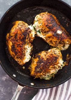 Cream Cheese Spinach Stuffed Chicken, Cream Cheese Spinach, Spinach Parmesan, Gimme Delicious, Insta Account, Cheese Spinach, Clean Eating Dinner, Keto Recipes Dinner, Stuffed Chicken