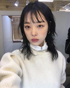 설리야 on Twitter: "… " Sulli Choi, Pretty Angel, Poses References, Mullet Hairstyle, Grunge Hair, Hair Inspo, بلاك بينك, Kpop Girls, Hair Inspiration