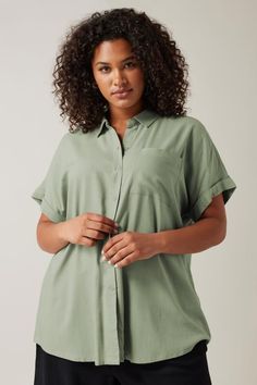 Shop EVANS Curve Khaki Green Dipped Hem Shirt at Yours Clothing. Discover women’s plus size clothing in sizes 10-36 with fast delivery. Dip Hem Shirts, Essential Shirt, Size 16 Women, Short Playsuit, Trending Sunglasses, Green Shirt, Shop Mens Clothing, Khaki Green, Shirt Sale