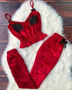 Color: red, Size: S Christmas Loungewear, Embroidered Pajamas, Christmas Snowflakes Pattern, Pijamas Women, Cute Sleepwear, Lingerie Inspiration, Christmas Pajama Set, Chic Type, Chic Christmas