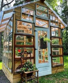 Creating a Greenhouse with available materials Recycled Greenhouse Diy, Old Window Upcycle, Greenhouse Vintage Windows, Greenhouse Of Windows, Diy Greenhouse Using Old Windows, Greenhouse Made Out Of Old Windows, Green House With Windows, Greenhouse Made Of Windows, Outside Greenhouse Ideas