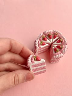 Tiny Food Clay, Pink Strawberry Cake, Tiny Cake, Kawaii Cake, Cake Jewelry, Polymer Clay Cake, Jewelry Clay