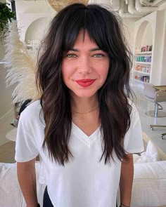 Shag Straight Hairstyles, Hair Color For Shag Haircut, Choppy Shag Hairstyles Long With Bangs, Long Shag Haircut With Bangs Straight, Long Shag Haircut Fine Hair Round Faces, Colorful Hair Tips, Shag Hairstyles 2023, Curtain Bangs Long Shag, Brunette Balayage Shag Hair