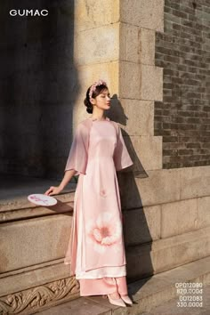 Ao Dai Aesthetic, Aesthetic Letters, Kurta Design, Batik Fashion, Indian Aesthetic, Fashionista Clothes, Stylish Dress Book, Kurta Designs, Cheongsam