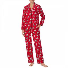 This cozy Kate Spade Long Notch PJ Set is made from an ultra-soft fabric blend for luxurious relaxation.Offering a classic notch-collar design this pajama set is perfect for lounging around the house in style and comfort Pyjama Satin, Pajamas For Women, Christmas Pajama Set, Matching Family Pajamas, How To Hem Pants, Pajama Robe, Satin Pajamas, Print Pajamas, Pajama Set Women