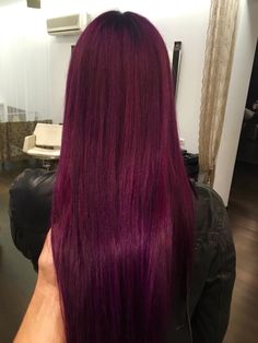 Burgundy Red Hair, Color Uva, Magenta Hair, Plum Hair, Long Red Hair