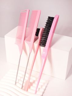 Healthy Black Hair, Hairstylist Tools, Teasing Brush, Edge Brush, Light Pink Hair, Rat Tail Comb, Tail Comb, Hair Care Tools, Rat Tail