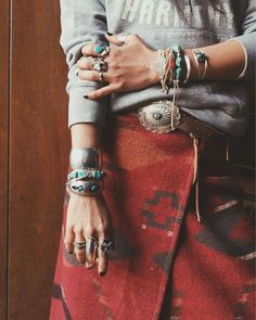 Desert Cowgirl, Cowgirl Aesthetic, Western Aesthetic, Boho Girl, Bohemian Hippie, Hippie Chic, Instagram Inspiration, Bohemian Jewelry, Hippie Style