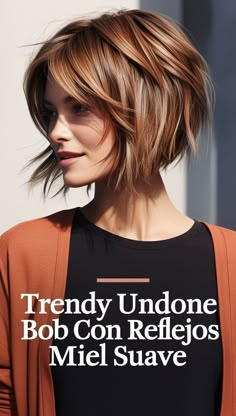 today's Feathered Melena Bob con Reflejos Grises 🦚 Textured Bob Hairstyles, Jayne Matthews, Melena Bob, Good Haircut, Haircuts For Medium Length Hair, Asian Short Hair, Retro Styles, Mom Hairstyles