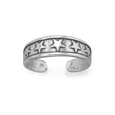 Five star worthy ring!!! Oxidized sterling silver toe ring measures approximately 17.4mm x 5.6mm. .925 Sterling Silver Sterling Silver Midi Rings, Silver Chain Anklet, Midi Rings Silver, Sterling Silver Toe Rings, Stars Design, Silver Toe Rings, Adjustable Jewelry, Toe Ring, Foot Jewelry