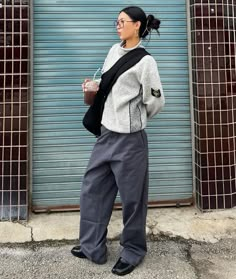 Gorpcore Vest Outfit, Vintage Fall Streetwear Pants, Gorpcore Fleece Outfit, Japan Gorpcore Style, Fall Streetwear Knit Cardigan, Japanese Streetwear Fashion, Fire Fits, Cold Weather Outfits, Winter Fits