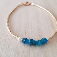 Dainty Blue Apatite Gemstone Chip Bracelet Tiny Gold Seed | Etsy Seed Bead Gemstone Bracelet, Minimalist Bracelets, Gemstone Chips Bracelet, Tiny Bead Bracelet, Chip Bracelet, Raw Stone Jewelry, Easy Jewelry, Jewelry Making Necklace, Blue Apatite