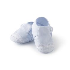 These darling baby booties feature that vintage look you love that never goes out of style! Lace and embroidery are hand-stitched. Part of the Vintage Bloom Collection - grab a matching outfit for a complete baby set! Toddler Wedding Outfit Boy, Boys Smocked Outfits, Baby Boy Wedding Outfit, Baby Boy Gowns, Wedding Outfit For Boys, Baby Easter Outfit, Boys Easter Outfit