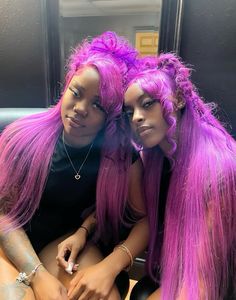 Pinby: @theaishaaaa 💖 Matching Hair Color Friends, Purple Lace Wig, Cosplay Hairstyles, Matching Hairstyles, Hair Frontal, Curly Lace Wig, Ponytail Hairstyle, Sew In Hairstyles