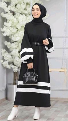 Abaya Store, Hijabista Fashion, Mode Kimono, Hijab Fashionista, Modest Fashion Hijab, Womens Trendy Dresses, Muslim Fashion Hijab Outfits