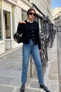 Old Money Spring Outfits, Old Money Spring, Outfits For Casual, Old Money Outfit Ideas, The Old Money Aesthetic, Black Jacket Outfit, Tweed Jacket Outfit, Outfit Ideas For Spring, Black Tweed Jacket