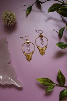 Gold Fairy Suncatcher Hoop Earrings ✨️ Featuring brass faeries that dangle from gold hoops with glass suncatcher crystal points. The hooks are gold plated  They hang 2.25 inches  Made with nickel free materials Fairy Suncatcher, Suncatcher Crystal, Whimsical Jewelry, Fairy Gifts, Gold Hoops, Crystal Points, Suncatchers, Favorite Jewelry, Jewelry Earrings Dangle