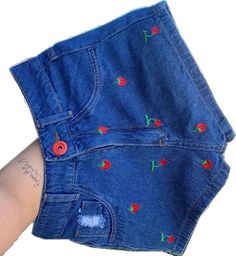 Shorts Embroidery, Jean Short Outfits, Dream Clothes, Teen Fashion Outfits, Cute Casual Outfits, Teen Fashion