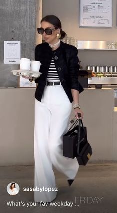 50 And Fabulous Outfits, Summer Work Outfits Black Pants, French Women Style Outfits Parisian Chic, Petite Fashion Outfits Classy, Over 60 Fashion Petite, Old Money Minimalist, French Look, Stylish Outfits For Women Over 50, Classic Style Outfits