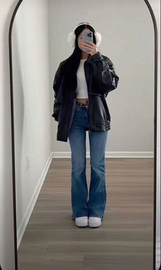 Seattle Winter Outfits, Hm Outfits, Style Année 80, Winter Fashion Outfits Casual, Fashion Corner, Uni Outfits, Aesthetic Winter, Cold Outfits, Trendy Clothing