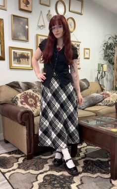 long skirt, nerd core, librarian, ootd Nerd Core, Geek Fashion, Librarian, Black Outfit, Book Nerd, Preppy Style, Long Skirt, Red Hair, Everyday Fashion