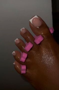 Acrylic Feet Nail Designs, Deep French Tip Toes, Gel X Pedicure, Gel X Toe Nails, Gel X Toes, Toes Nails French Tip, White Toes Pedicure With Design, Hawaii Pedicure, Toes And Nails Matching Color Combos