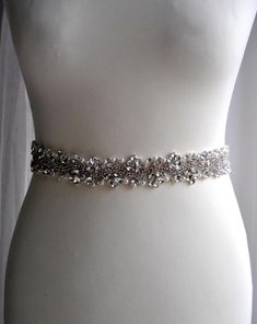 18-34" Stunning Crystal Bridal Sash,Wedding Dress Sash Belt, Rhinestone Sash, Rhinestone Bridal Bridesmaid Sash Belt, Wedding dress Simple Ballgown, Dress Sash Belt, Davids Bridal Gowns, Wedding Dress Sash Belt, Bridesmaid Belt, Belt Luxury, Bridesmaid Sash, Bridal Gowns Vintage