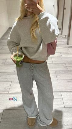 Class Outfits, Skandinavian Fashion, Lazy Day Outfits, Stockholm Fashion, Outfits Winter, Cute Everyday Outfits, Mode Inspo, 가을 패션, Airport Outfit