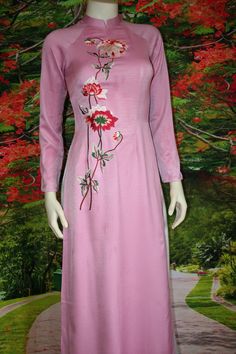 Vietnamese embroidery traditional Ao Dai for Women, Ao Dai for Girls, Ao Dai for Women, Ao Dai Viet Nam,ao dai theu -ready to ship Vietnamese Embroidery, Embroidery Traditional, Work Dresses, Pink Lotus, Handmade Gift Wrap, Petite Size, Dark Pink, For Girls, Dresses For Work