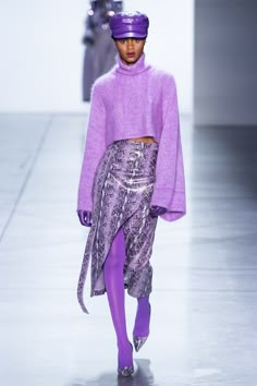 Sally LaPointe Fall 2019 RTW Mode Purple, Sally Lapointe, Fashion Stand, Purple Outfits, Winter Mode, Purple Fashion, Fashion Weeks, Mode Inspiration, Sweater Sleeves