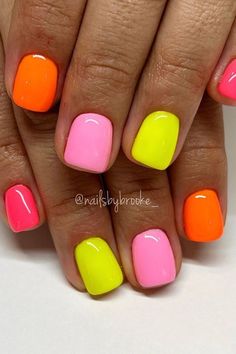 Bright Mismatched Nails Vibrant Summer Nails, Sns Nails Colors, Mani Ideas, Sassy Nails, Summer Shades, Cute Gel Nails, Vacation Nails, Nails For Kids, Get Nails