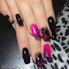 Rock N Roll Nails Designs, Rock And Roll Nails Design, Glam Rock Nails, Rock Nails Designs, Rock Concert Nail Ideas, Rock N Roll Nails, Rock Nails Grunge