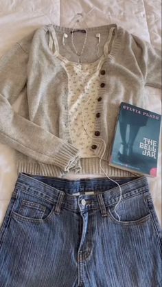 Pink Y2k Plus Size, Cosy Clothes Aesthetic, Rory Gilmore Spring Outfits, Coquette Outfit Inspo Winter, Coquette Outfit Inspiration, Summer Rory Gilmore Outfits, Downtown Girl Outfits Spring, Rory Gilmore Style Summer, Downtown Girl Spring Outfits