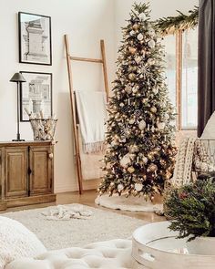 a decorated christmas tree in a living room