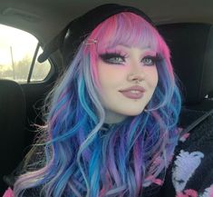 If you didn't know my name, what do you think it would be just by looking at me? | Instagram Blue Hair Colors Ideas, Black Blue Purple Hair, Pink Purple Black Hair, Pink To Black Hair, Colorful Hair Aesthetic, Two Colour Hair, Pink Black Hair, Pastel Goth Hair, Pink And Blue Hair