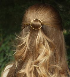 Minimalist Hair Accessories, Geometric Hair Clip, Hair Acessories, Gold Hair Clips, Vintage Hair Clips, Gold Hair Accessories, Wedding Hair Clips, Hair Strand, Metallic Hair