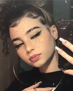 Eyebrow Piercing, Dope Makeup, Edgy Makeup, Cute Makeup Looks, Baddie Makeup, Girls Makeup