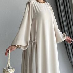 Shop qalbcouture's closet or find the perfect look from millions of stylists. Fast shipping and buyer protection. High quality material Dreamy dress Made in Turkiye Summer 2016 Outfits, Long Modest Dresses, Abaya Outfit Ideas, Outfits With Skirt, Elegants Outfits, Outfits Ideas Winter, 2016 Outfits, Modest Abaya, Luxurious Party