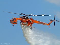 Chopper Plane, Wildland Fire, Wildland Firefighter, Tire Tracks, Vintage Airlines, Military Helicopter, Fire Apparatus, Fire Service, Emergency Vehicles