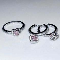 Promise Rings Pandora, Pandora Bracelet Charms Ideas, Cute Promise Rings, 25k Followers, Pandora Ring, Pandora Heart, Expensive Jewelry Luxury, Magical Jewelry, Jewelry Accessories Ideas